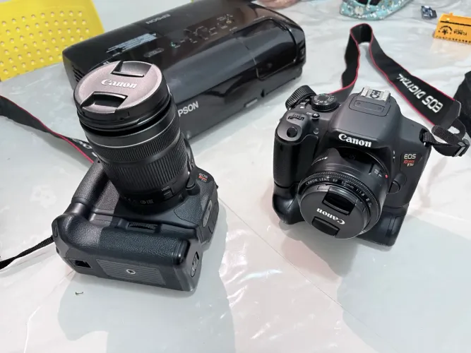 2 Câmeras cânon T5i + Lentes + grips