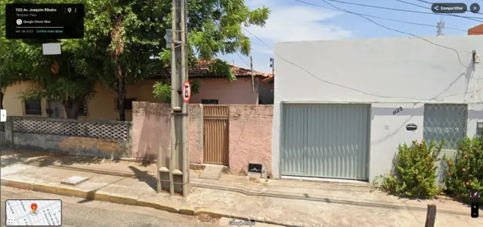 Alugo Casa no Centro - R$ 550