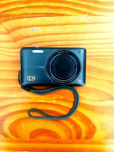 Câmera Olympus 14.1