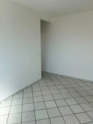 Apartamento 02 Quartos, 01 Vaga - Floramar