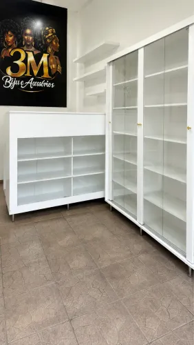 VENDO MOBILIÁRIO PARA LOJA