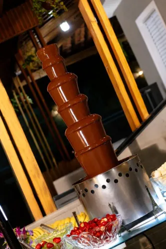 Cascata Gigante de Chocolate