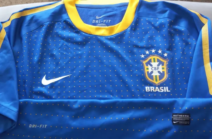 Camisa Seleção Brasil Nike Copa 2010 África do Sul de Jogo Azul Tam XL Frete Grátis