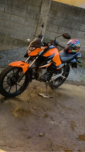 Vendo titan 160