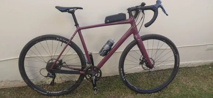 Gravel Cannondale Topstone Tam L
