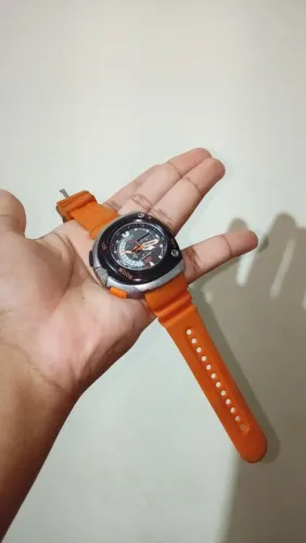 Relógio meia lua laranja tudo funcionando