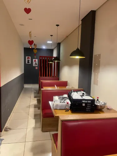 Venda de mobília restaurante