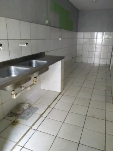 CASA, JARDIM CASTELAO, 03 QUARTOS