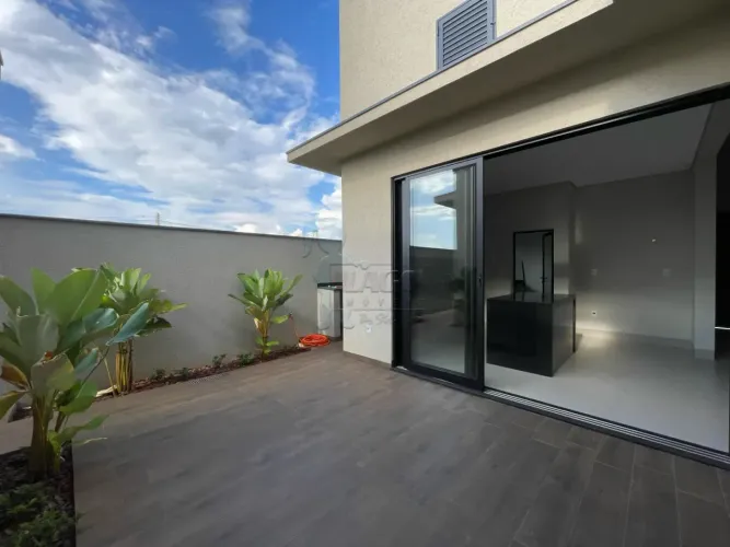 Casa de 165m² com 03 suítes à venda em condomínio - Quinta da Mata