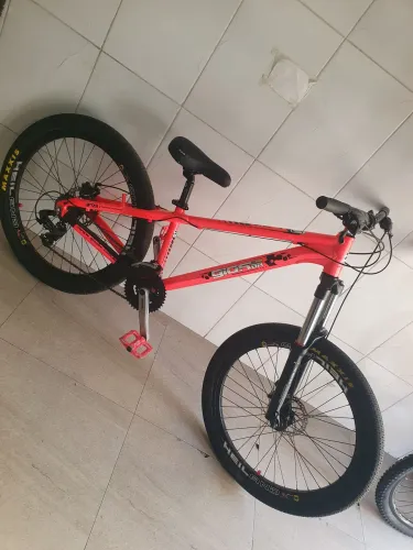 BIKE ARO 26 GIOS BR FRS ROSA NEON .