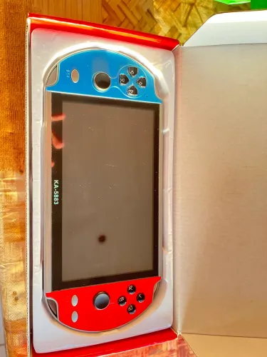 Videogame console portátil