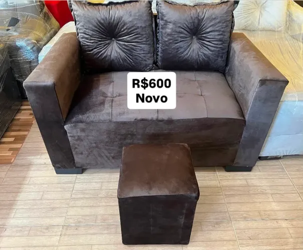 Sofás com puffs novo