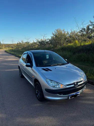 Peugeot 206 Presence 1.4/ 1.4 Flex 8V 3P 2005