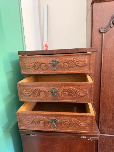Cômoda Relíquia