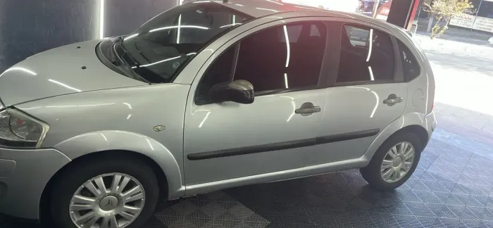 Citroen C3 GLX 1.4/ GLX Sonora 1.4 Flex 8V 5P 2011
