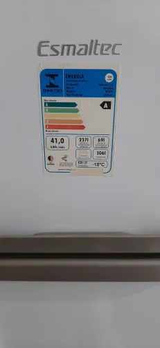 Geladeira esmaltec modelo rcd38