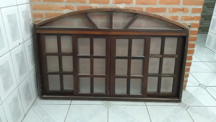 Vidro de madeira
