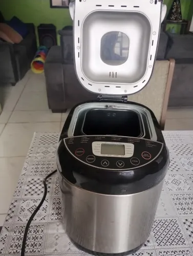 Máquina de fazer pão usada só uma vez