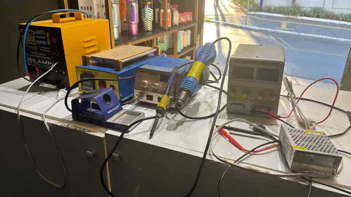 Kit profissional para assistência técnica de celulares