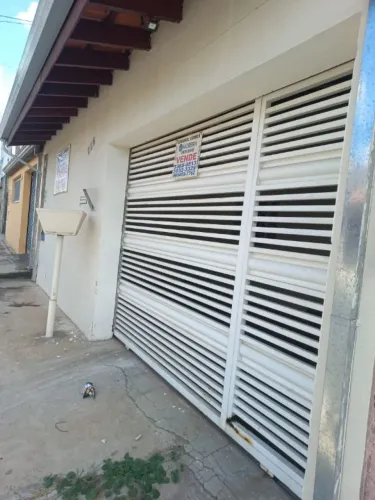 Casa com 2 dormitórios à venda, 110 m² por R$ 220.000,00 - Conjunto Habitacional Vida Nova