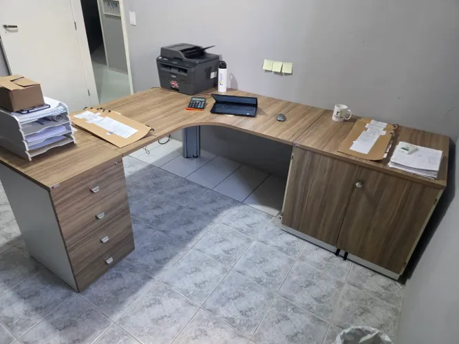 Estação de trabalho, mesa escritorio