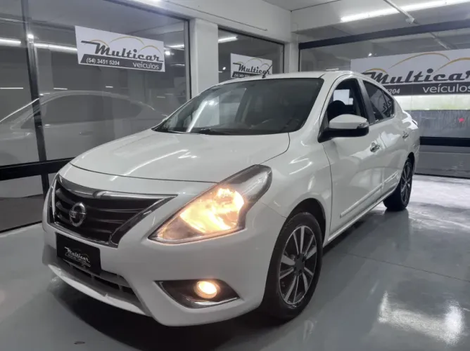 Nissan Versa Unique 1.6 16V Flexstart 4P Aut. 2018
