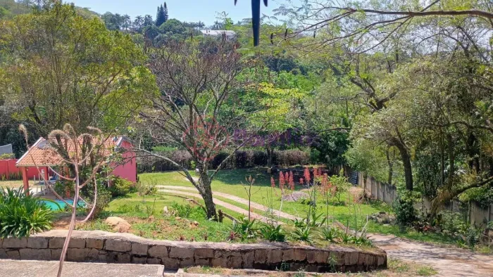 Casa para VENDA no condomínio NOVA SUIÇA MONTE ACRÓPOLES localizada no bairro LOPES em Val
