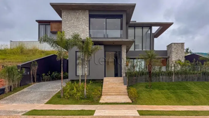 Sobrado à venda em Indaiatuba, Jardim Santa Rita, com 4 suítes, com 455.83 m², Villa dos P
