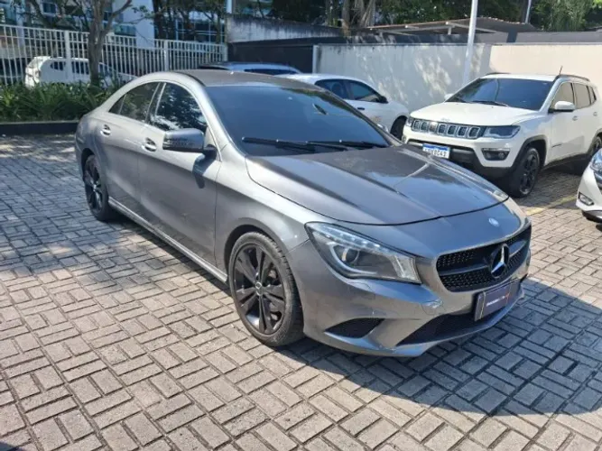 Mercedes-Benz CLA-200 Urban 1.6 TB 16v/flex Aut. 2016