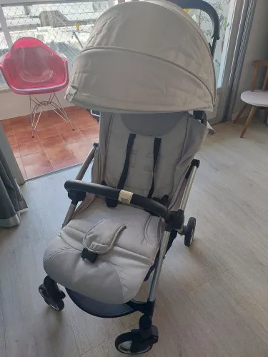 Carrinho de bebê alumínio chicco