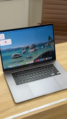 MacBook Pro 16? 2019