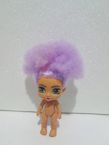 Miniatura boneca Mattel Cave Club Baby Furrah
