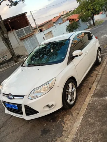 Ford Focus 2.0 16v/se/se Plus Flex 5P Aut. 2015