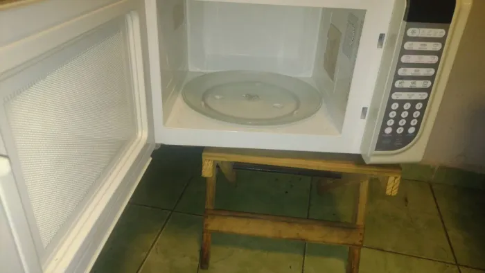 Microondas tem 110 e 220