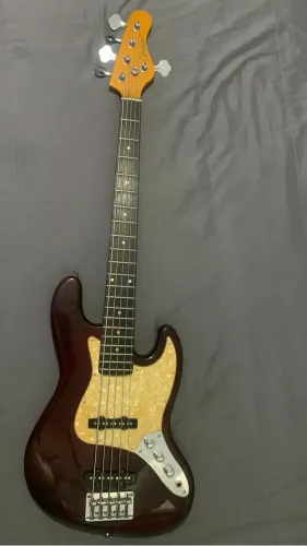 Jazz bass condor 5c