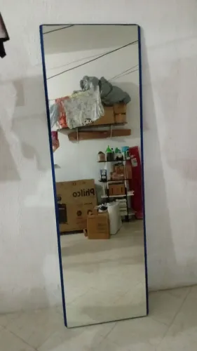 Espelho inteiro de pé 