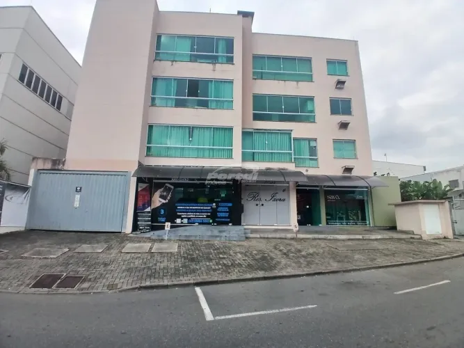 Lindo apartamento semi-mobiliado no bairro Itoupava Norte.