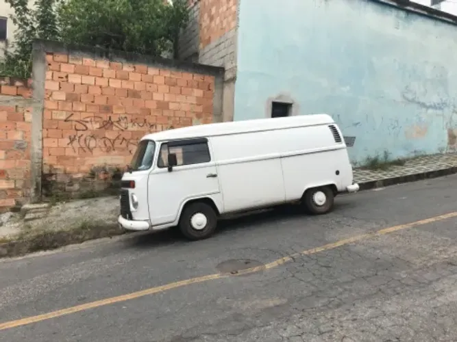 Volkswagen Kombi Furgão 1.4 MI Total Flex 8V 2014