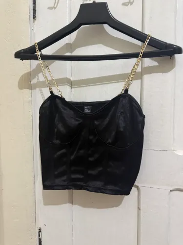 cropped preto