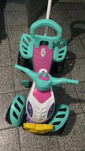 Vendo este carrinho de passeio 200,00
