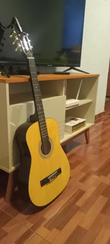 Violão acústico
