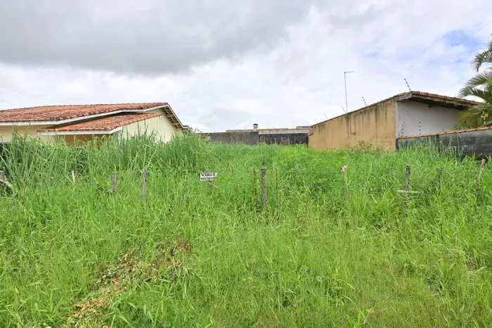 Terreno à Venda em Balneário São João Batista II, Peruíbe - SP