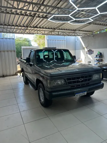 Chevrolet D-20 S / Luxe 3.9/4.0 Diesel 1995