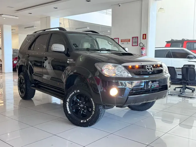 Toyota Hilux SW4 SRV 4X4 4.0 V6 24V Aut. 2008