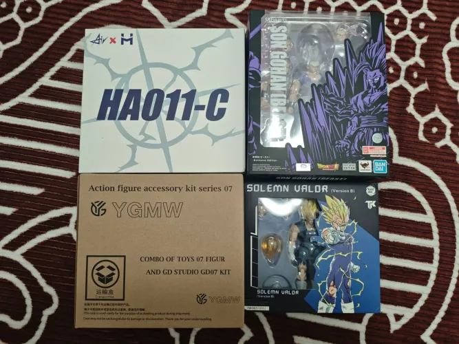 Pack Gohan SDCC Bandai, Extra HA011C, Majin Vegeta Black Hole e Vegetto BLUE YGMW