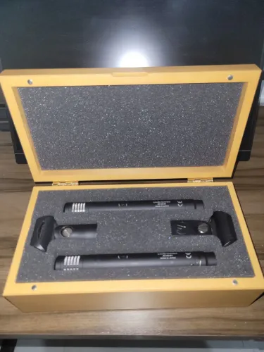 Par Casado Microfone Audio Technica At4041 Stereo
