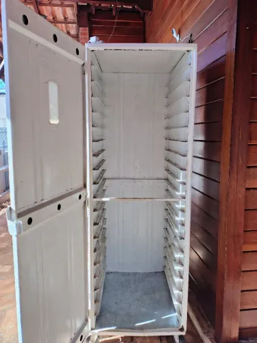 Armário Carrinho de Fermentação 58X70 capacidade 20 formas