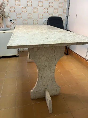 Mesa de jantar em mármore travertino, 6 lugares, ÓTIMO ESTADO!