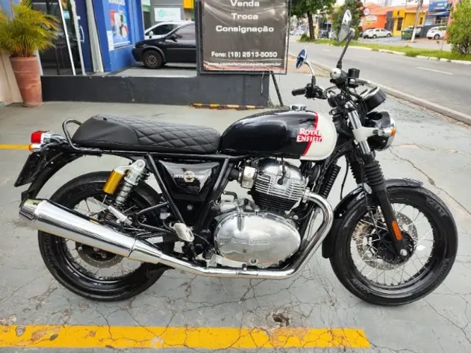 Interceptor 650 2025 apenas 2.600km