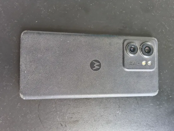 Moto Edge 40 preto usado